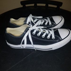 Black Converse